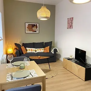 Appartement Studio Le Marengo Dans Le Centre De St Etienne, Saint-Etienne (Loire)
